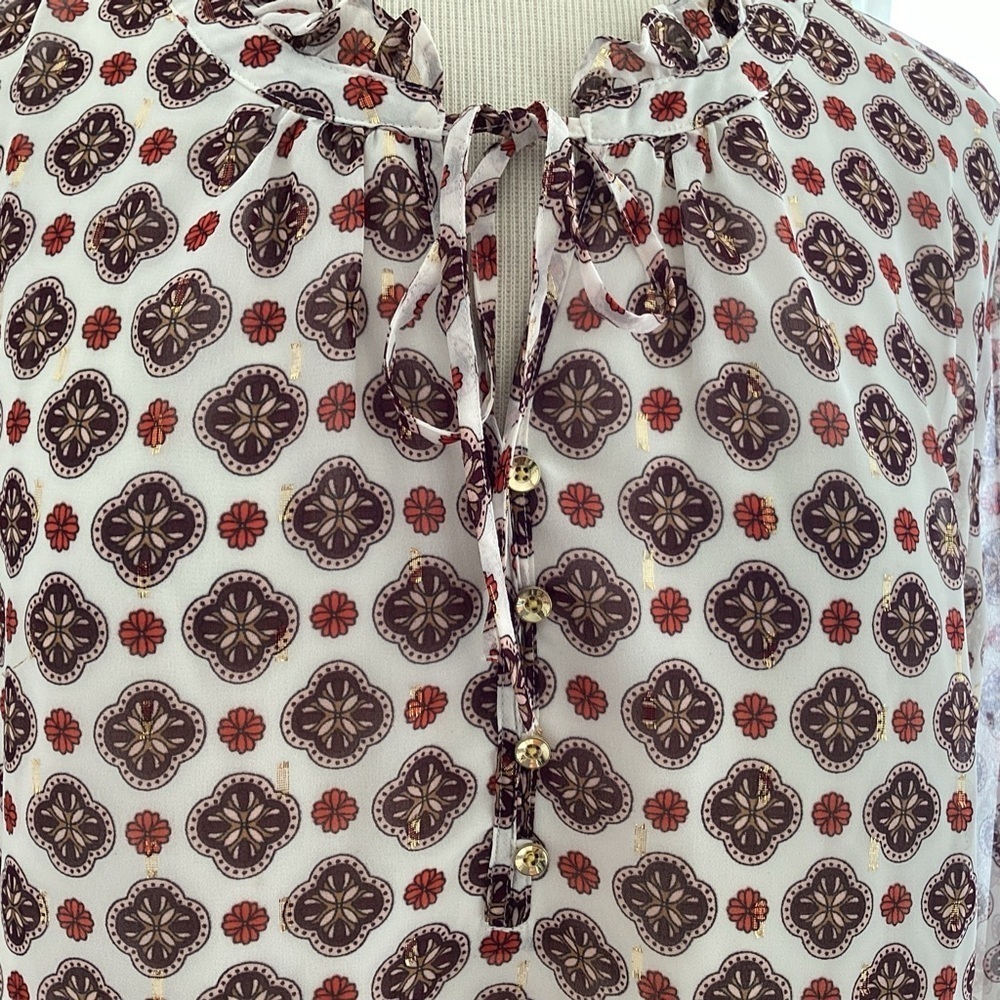 Talbots Flowy Red / White/ Damask Print Ruffle Neck Faux Button Tie Blouse XL - Picture 3 of 9